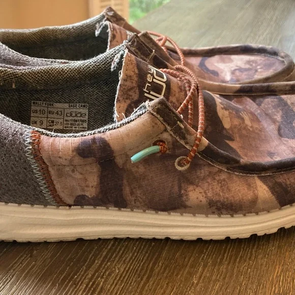 💫Hey Dude Camo Wally Funk💫 - Picture 4 of 7